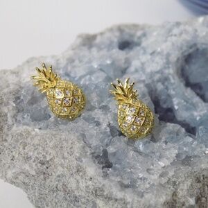 new!  925 sterling gold plated dainty pineapple stud